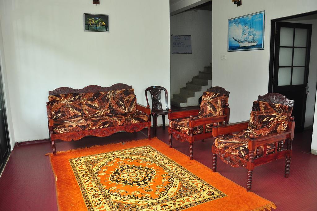 Akiko Rest Hotel Nuwara Eliya Ngoại thất bức ảnh